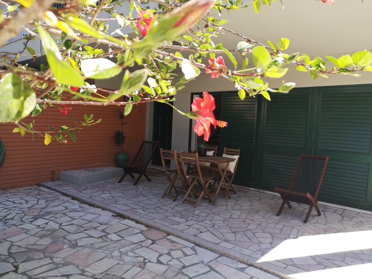 Caparica Beach House Holiday Home Кошта-да-Капарика Экстерьер фото
